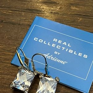 Sparky dangle earrings crystal